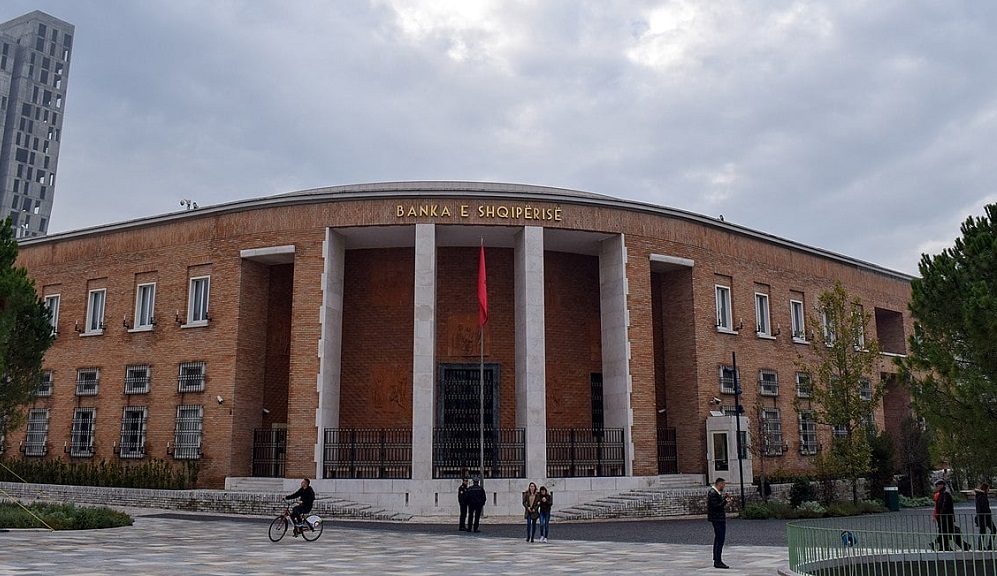 BSH: Rritet rezerva monetare me 83.3 mln euro, 240 mln euro remitanca